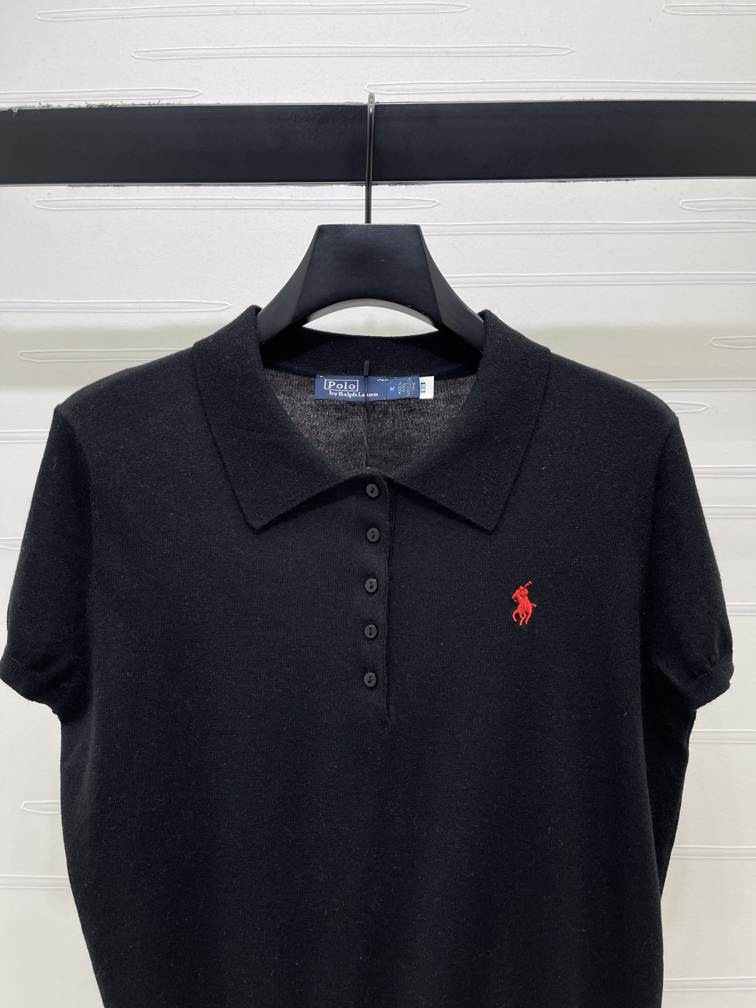 Women's short sleeves
